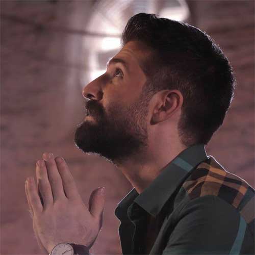 دانلود آهنگ آدمک (دلی) از حمید هیراد