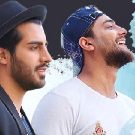 دانلود آهنگ آدم بده (دلی) از ماکان بند