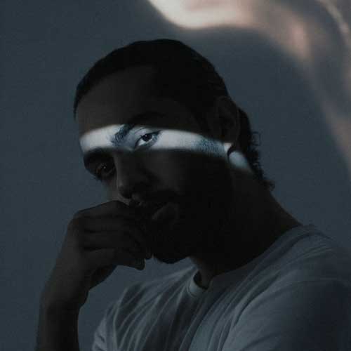 دانلود آهنگ تاریک ترین روزامو پشت سر میذارم (دلی) از حامیم