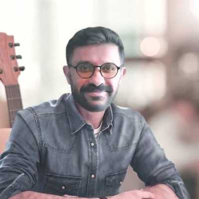 دانلود آهنگ دختران انتظار از بابک افرا